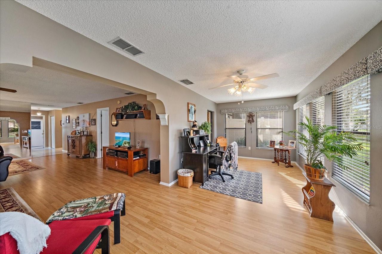 4735 Oak Hill Drive, Unit 8, Sarasota, FL 34232 Photo