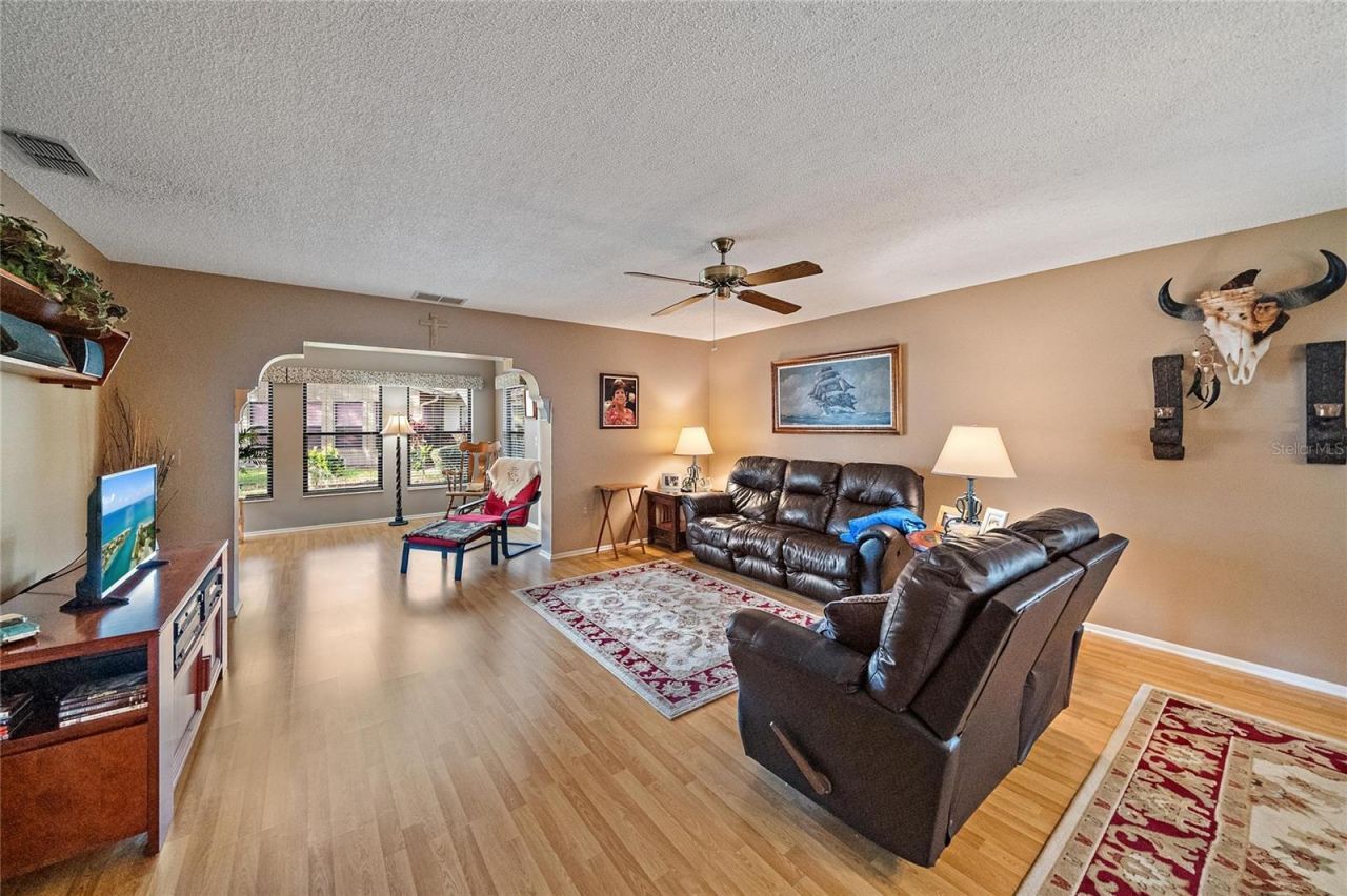 4735 Oak Hill Drive, Unit 8, Sarasota, FL 34232 Photo
