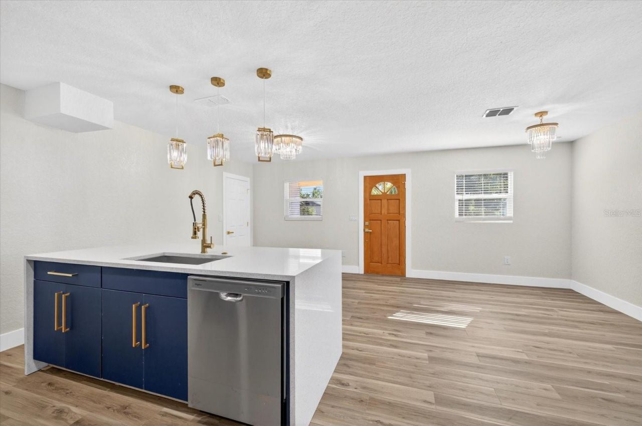 1403 W Arctic Street, Tampa, FL 33604 Photo