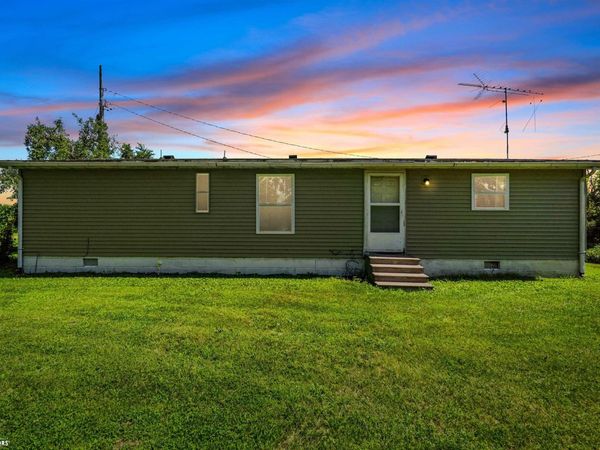 2928 Graham Avenue, Mount Pleasant, IA 52641