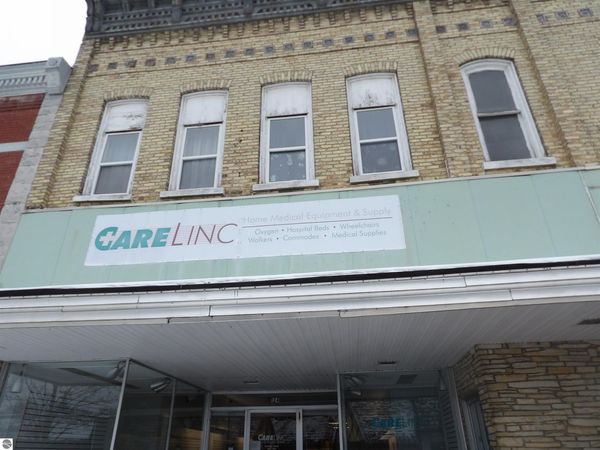 128 Upton Avenue W, Reed City, MI 00000