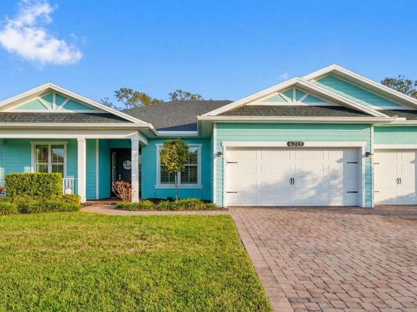 6213 Arcadia Square, Vero Beach, FL 32966
