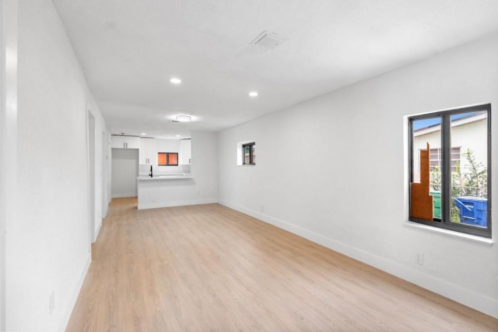 1430 NW 74th Street, Miami, FL 33147 Photo