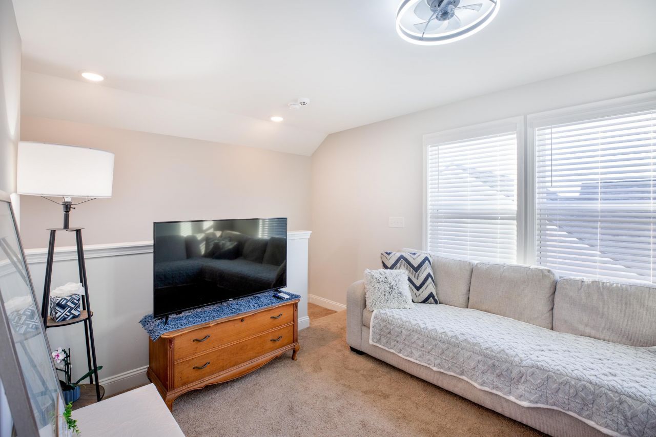 1352 Littleleaf Loop Photo 17