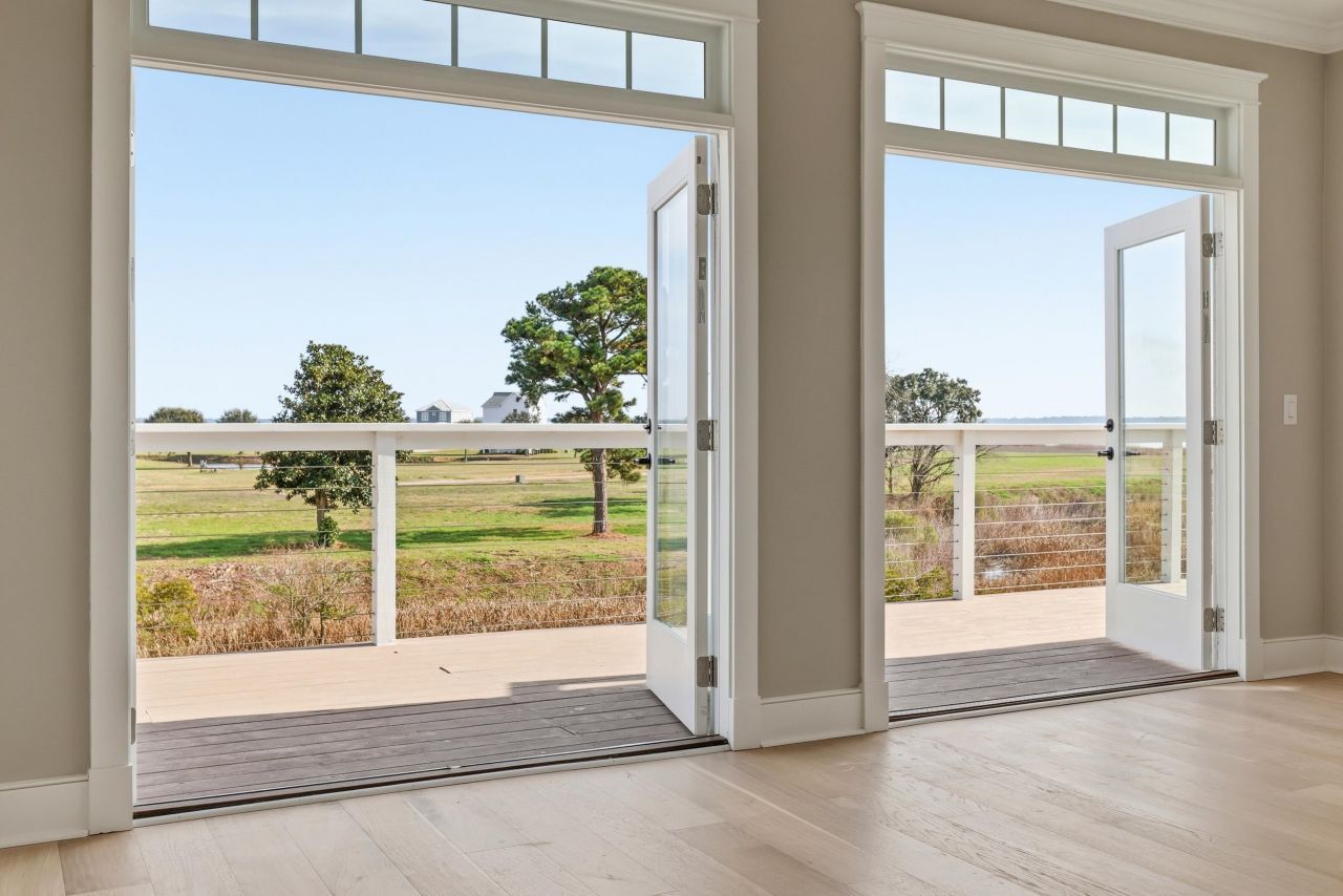 145 Oak Bay Dr. Photo 14