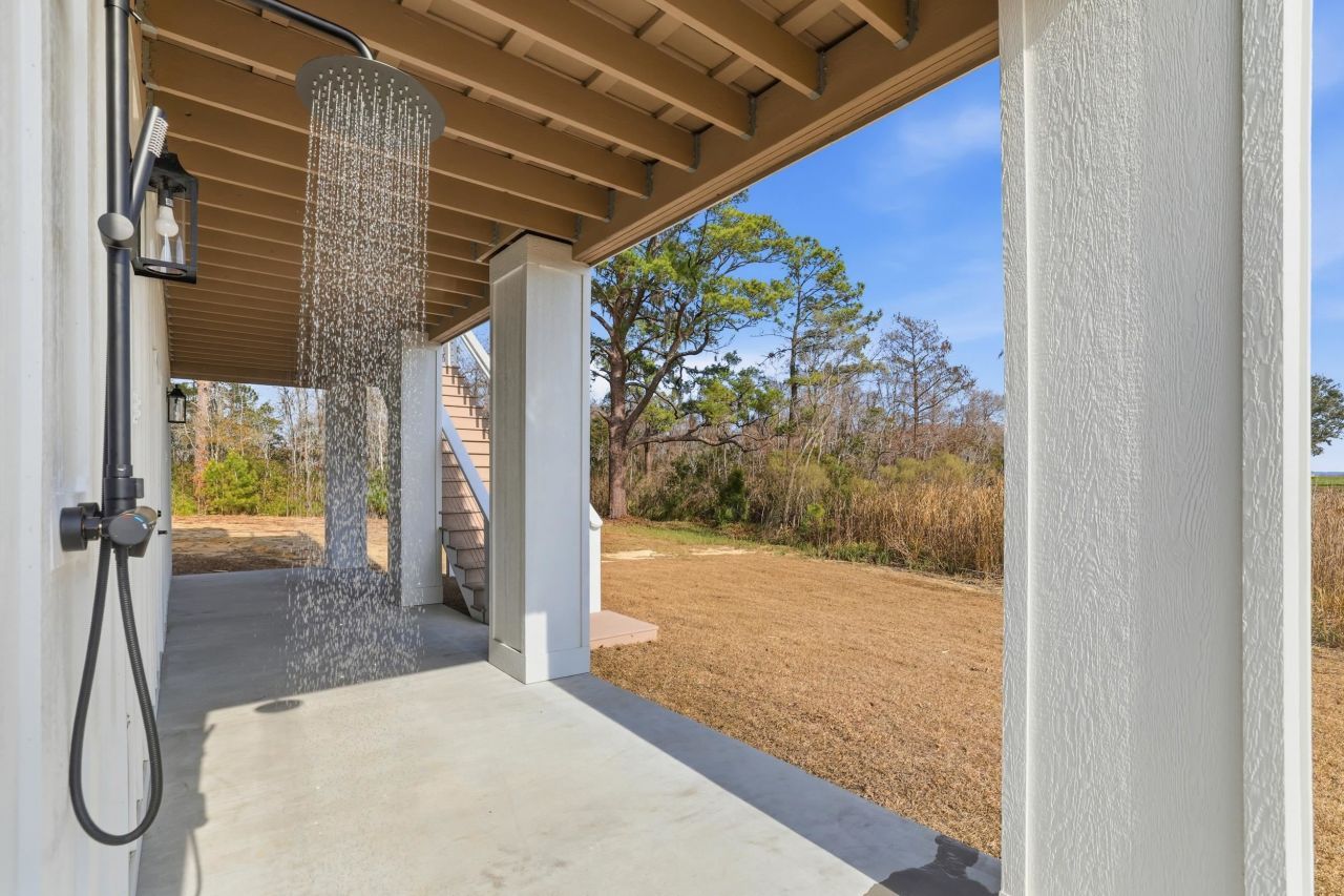 145 Oak Bay Dr. Photo 34