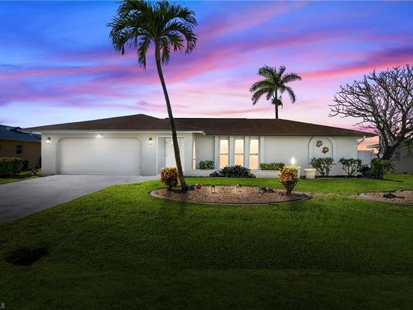 1936 SE 31st TER , CAPE CORAL, FL 33904