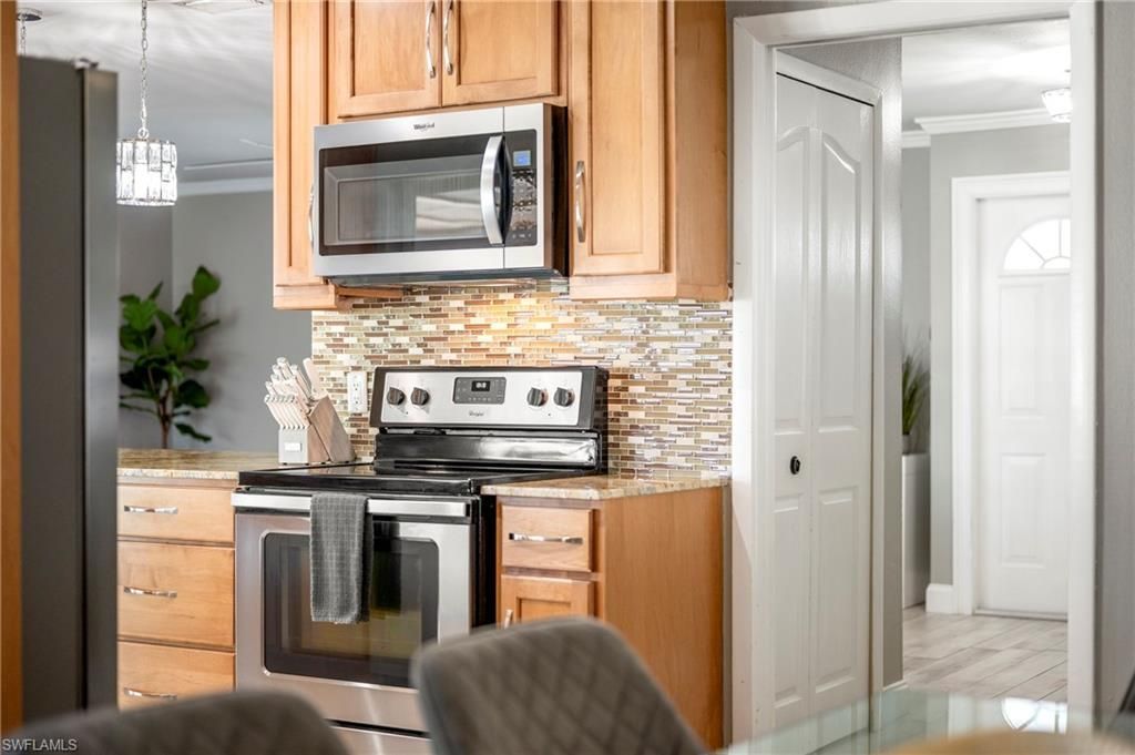 1936 SE 31st Ter , Cape Coral, FL 33904 Photo