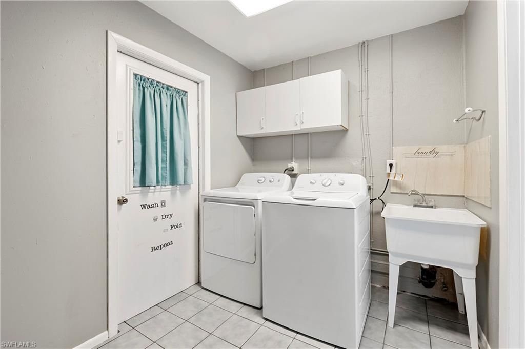 1936 SE 31st Ter , Cape Coral, FL 33904 Photo