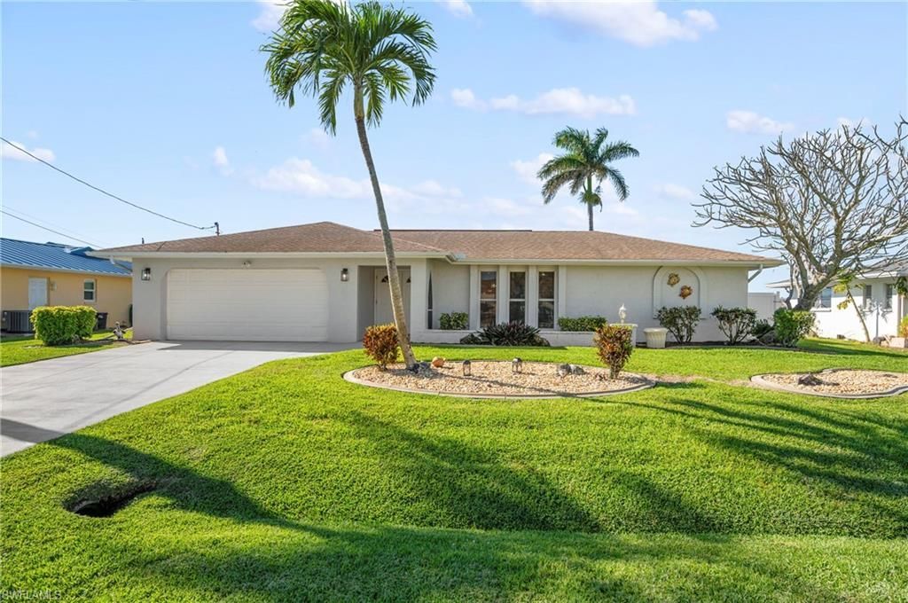 1936 SE 31st Ter , Cape Coral, FL 33904 Photo