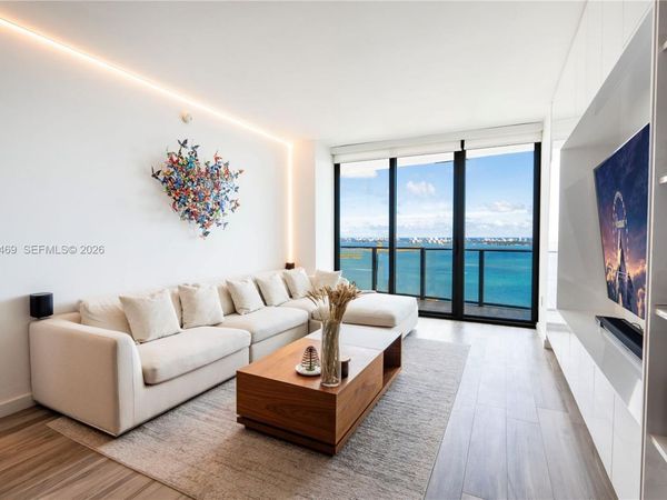 460 NE 28th St, Unit 3402, Miami, FL 33137