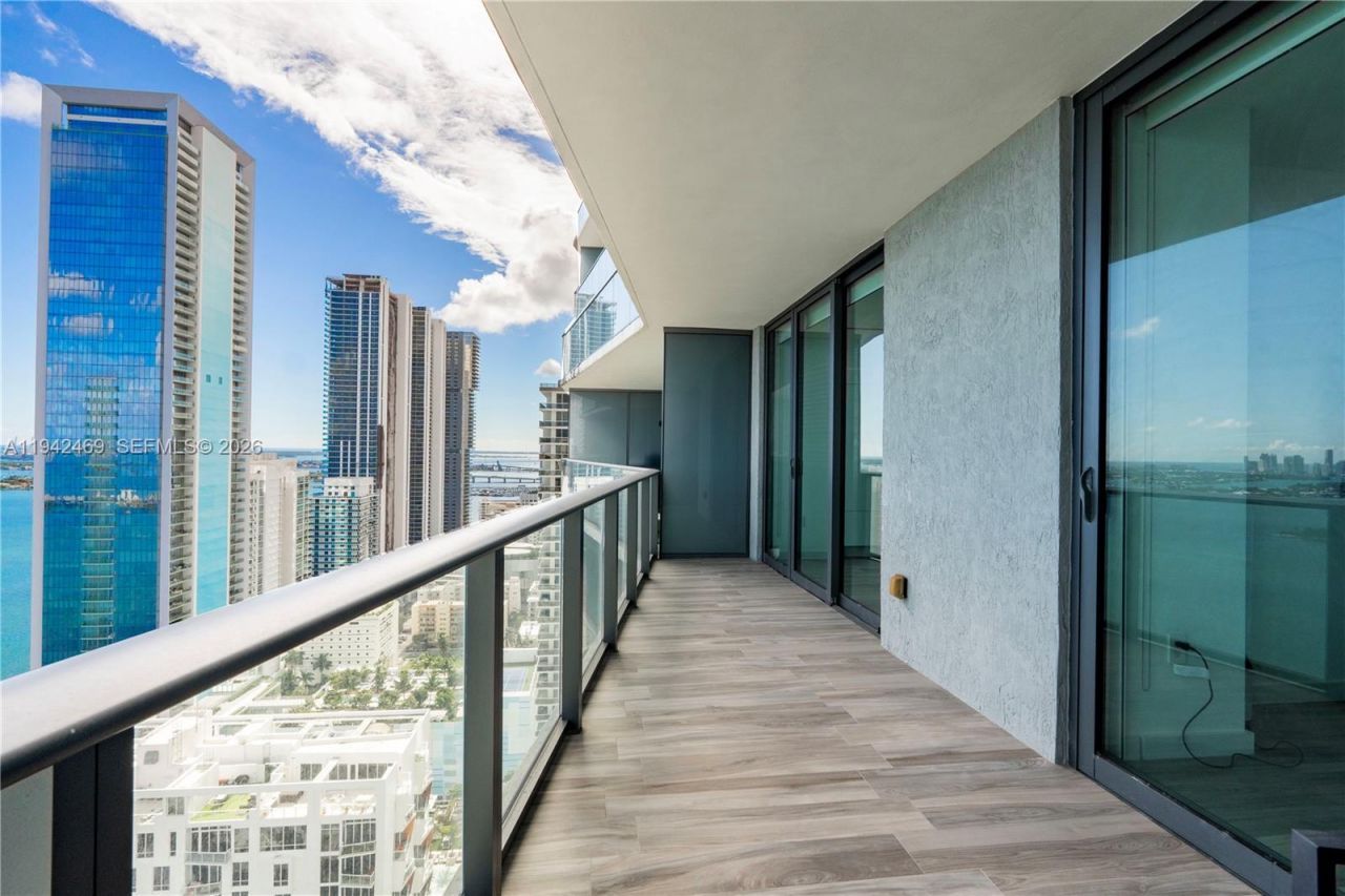 460 NE 28th St, Unit 3402, Miami, FL 33137 Photo