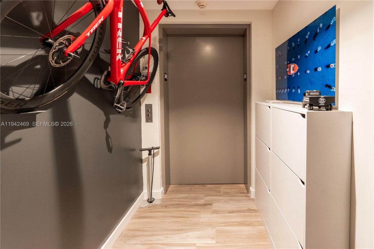 460 NE 28th St, Unit 3402, Miami, FL 33137 Photo