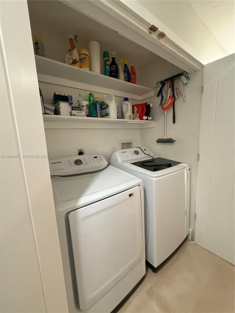 9300 SW 7th Ln, Miami, FL 33174 Photo