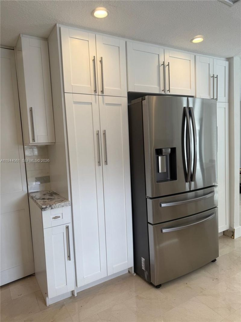 9300 SW 7th Ln, Miami, FL 33174 Photo