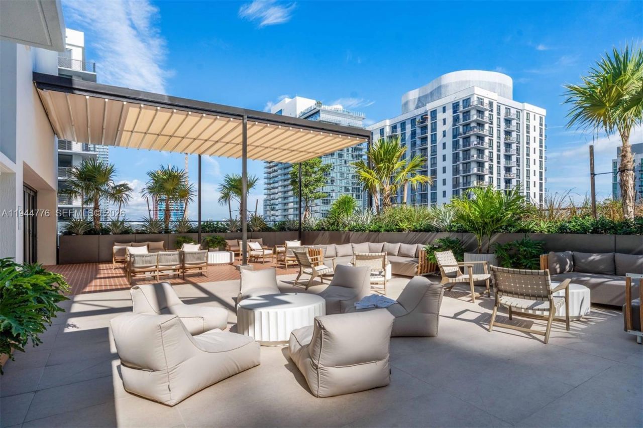 11 NE 6th, Unit 1210, Miami, FL 33132 Photo