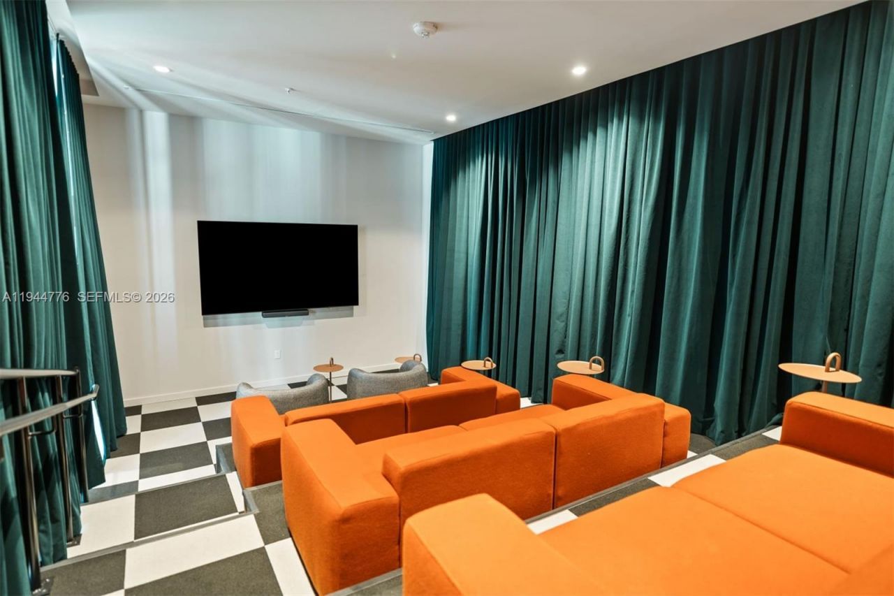 11 NE 6th, Unit 1210, Miami, FL 33132 Photo