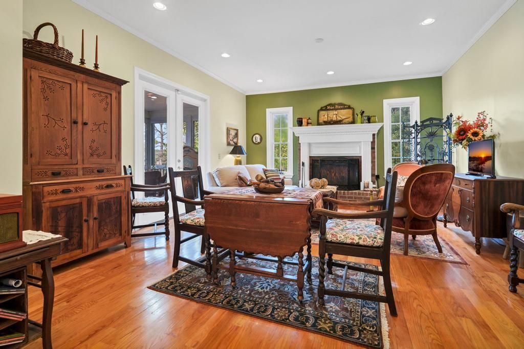 8460 Chisolm Plantation Road Photo 22