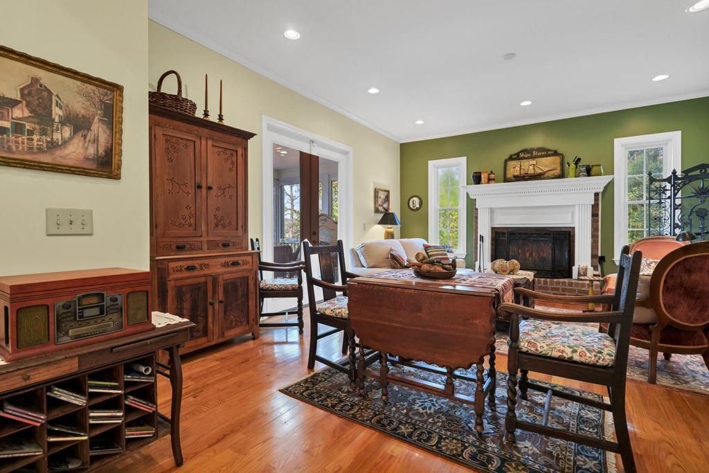 8460 Chisolm Plantation Road Photo 25