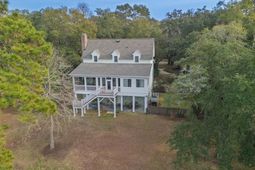 8460 Chisolm Plantation Road photo 4