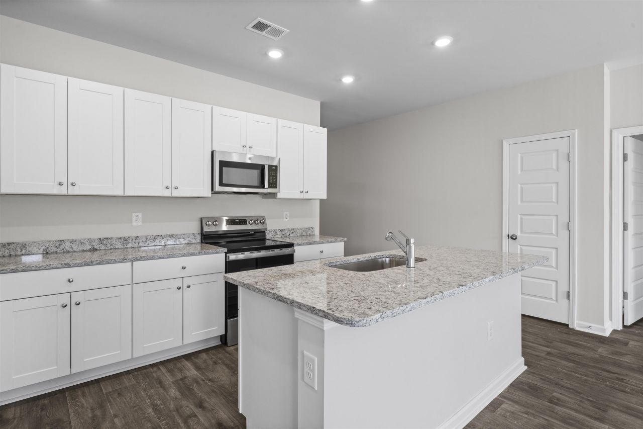 528 Havasu St. Photo 19