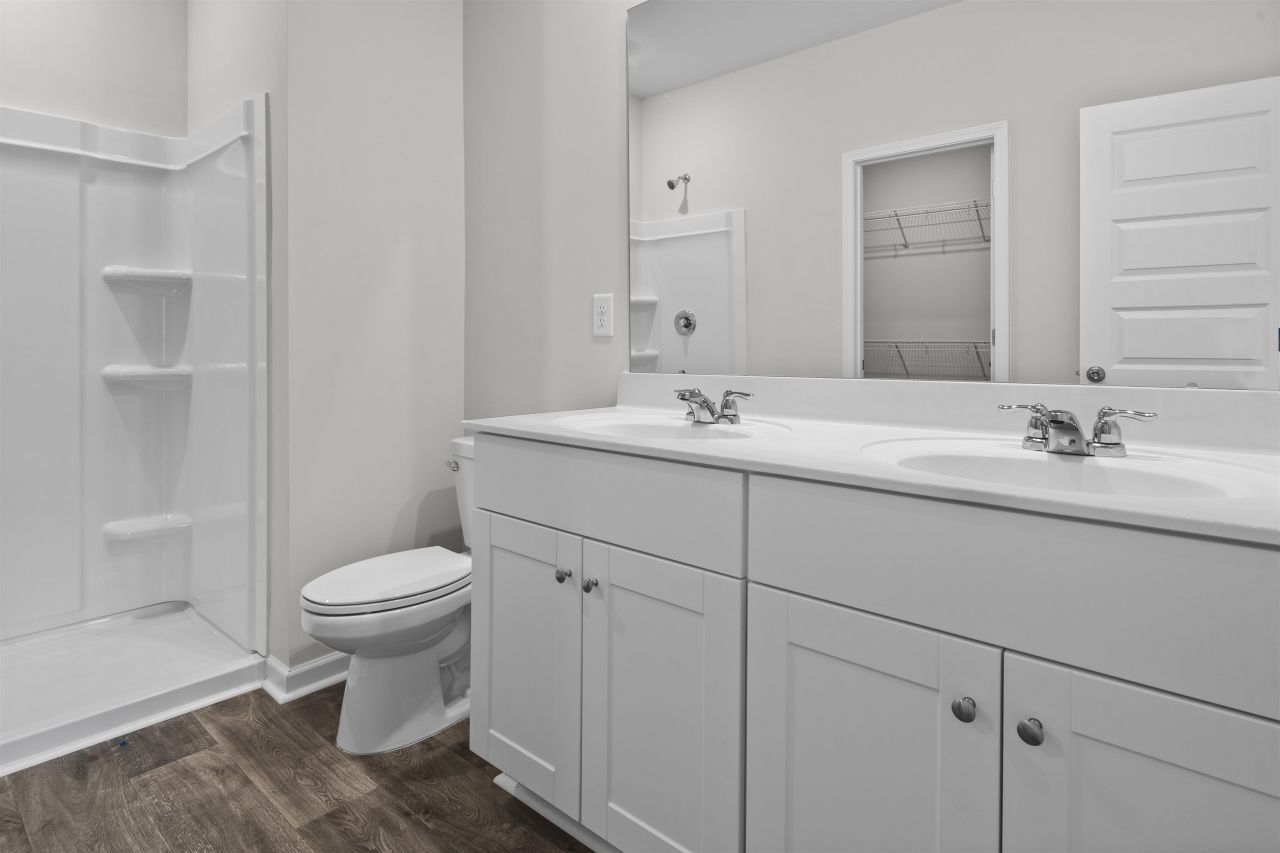 528 Havasu St. Photo 6