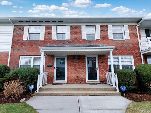 678 Front Street, Unit E, Hempstead, NY 11550