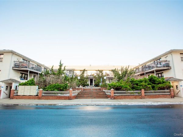 65 W Broadway, Unit 2G, Long Beach, NY 11561
