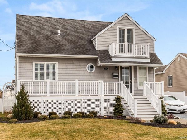 20 Namkee Lane, Blue Point, NY 11715