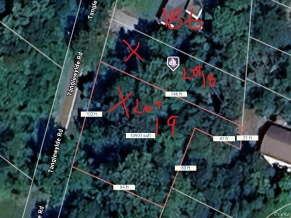 Lot 18 & 19 Tanglewylde Road, Lake Peekskill, NY 10537