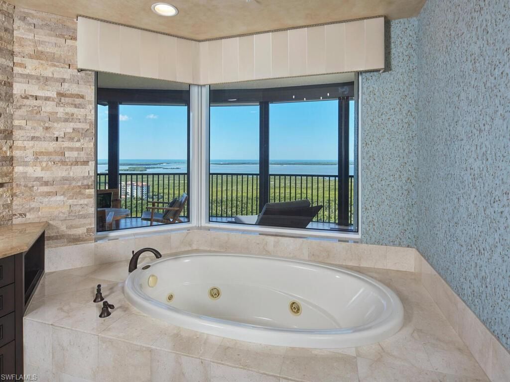 23750 Via Trevi Way, Unit 2001, Estero, FL 34134 Photo