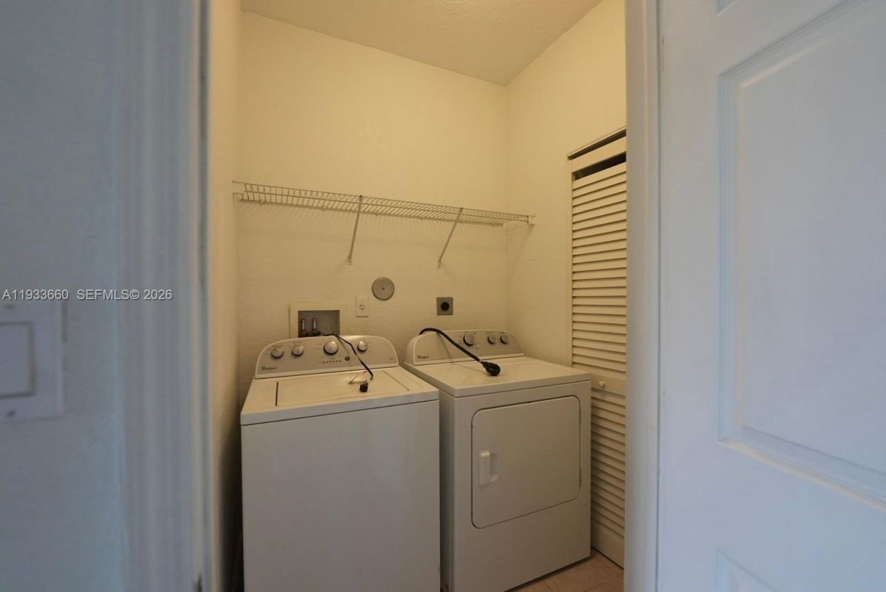 8836 SW 221 Terr, Miami, FL 33190 Photo