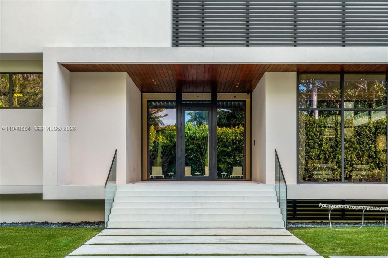 4780 SW 86th Ter, Miami, FL 33143 Photo