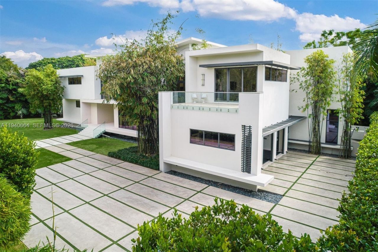 4780 SW 86th Ter, Miami, FL 33143 Photo