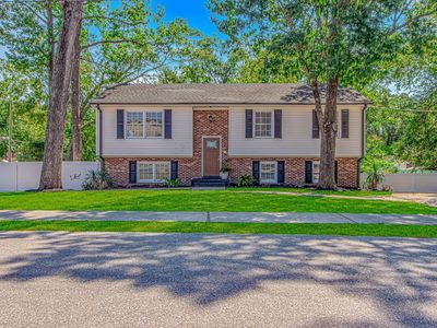 313 N Poplar Dr., Myrtle Beach, SC 29575