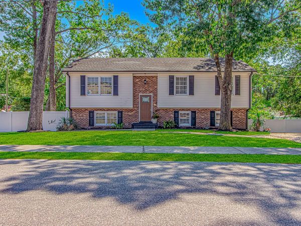 313 N Poplar Dr., Surfside Beach, SC 29575