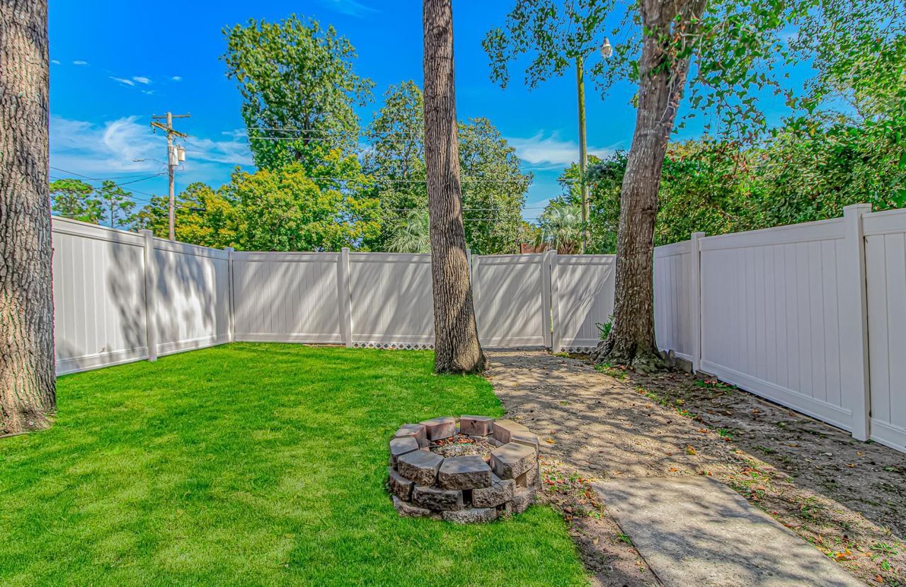 313 N Poplar Dr. Photo 29