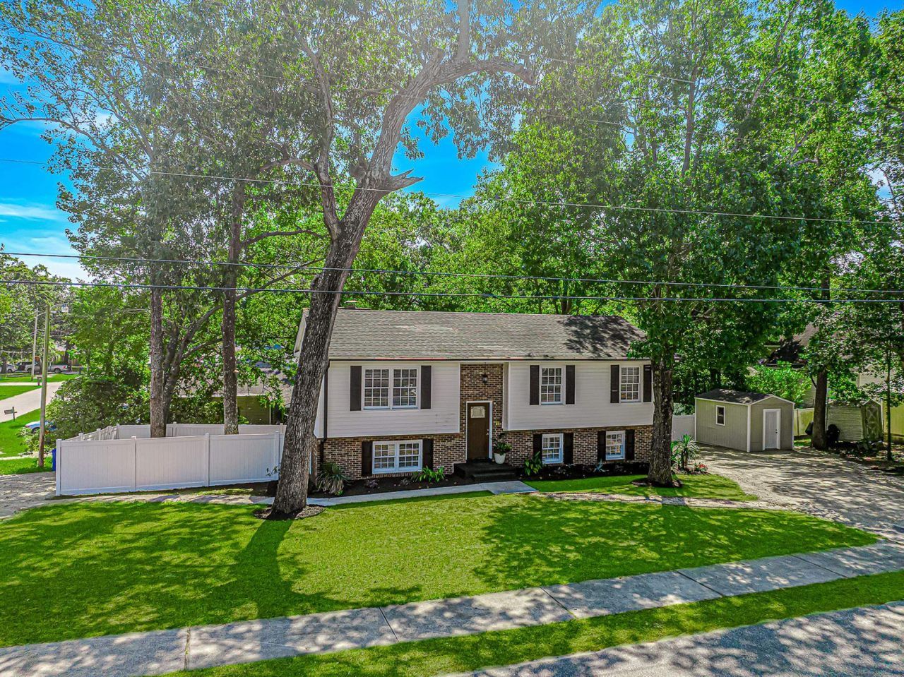 313 N Poplar Dr. Photo 35