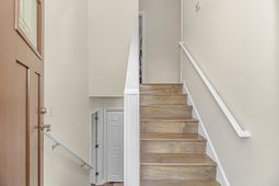 313 N Poplar Dr. photo 4