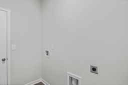 516 Havasu St. photo 4