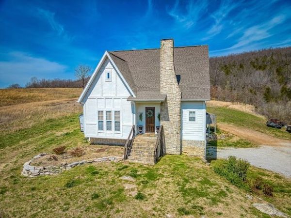 6935 Bear Creek Drive, Harrison, AR 72601