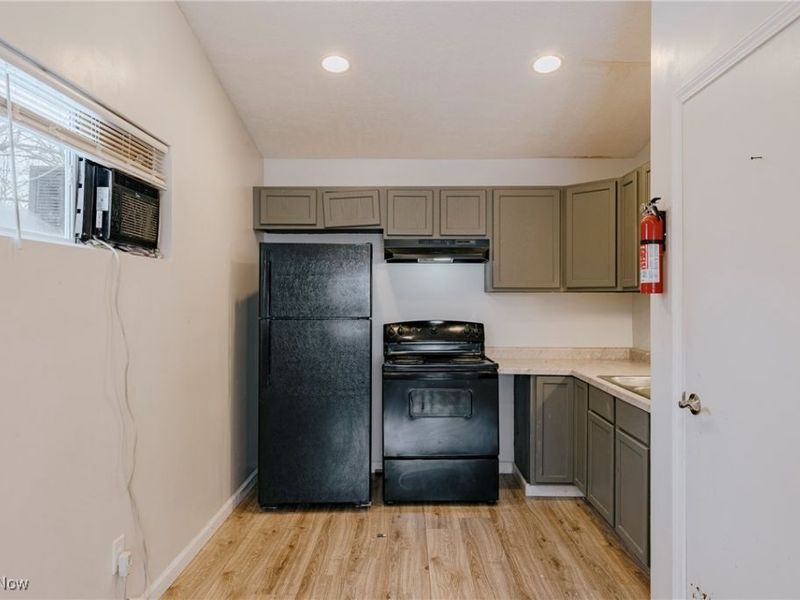 1208-1210 Bellows Street, Akron, OH 44301 Photo 6