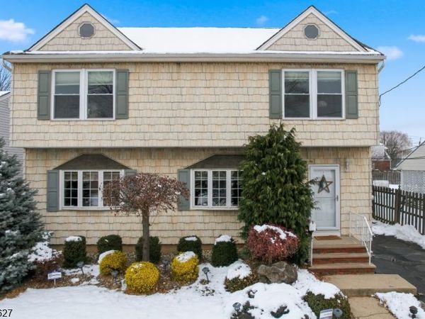 90 Coolidge Ave, Carteret, NJ 07008