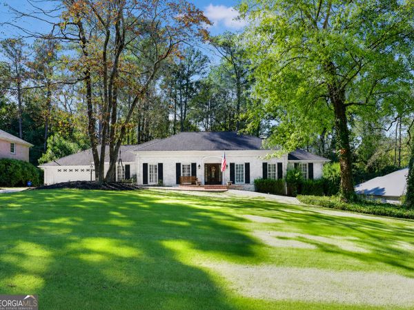 5735 Riverwood Drive, Atlanta, GA 30328