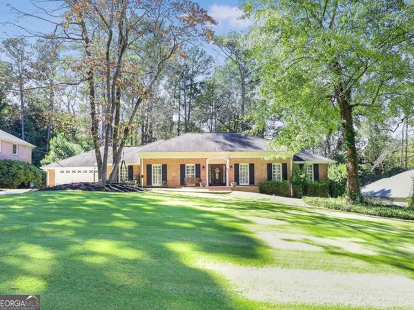 5735 Riverwood Drive, Atlanta, GA 30328