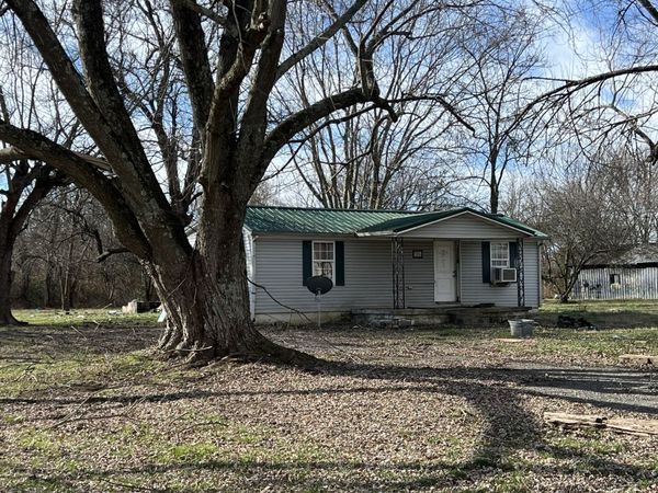 251 Clubbs Rd, Portland, TN 37148