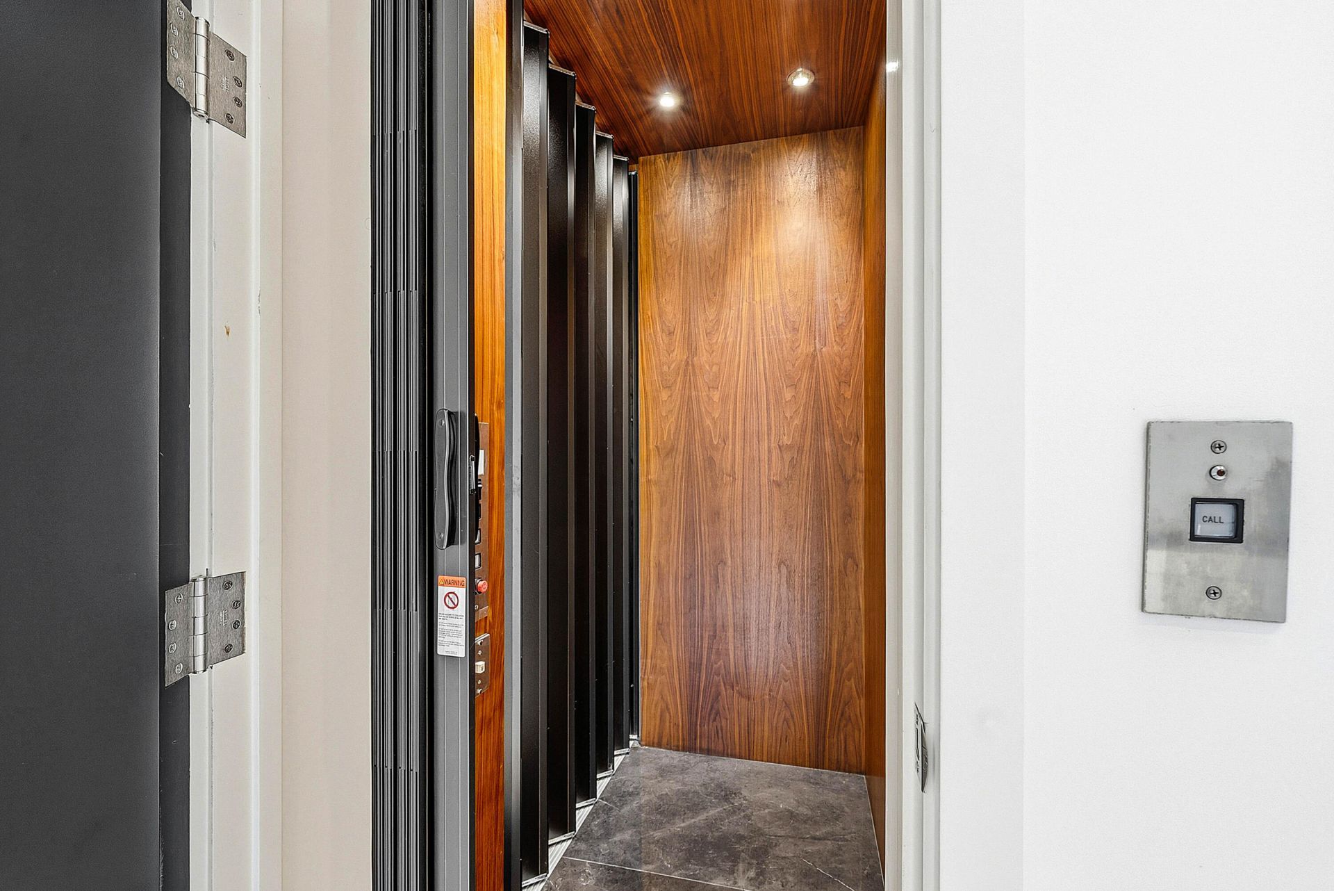 157 Peruvian Avenue, Palm Beach, FL 33480 Photo