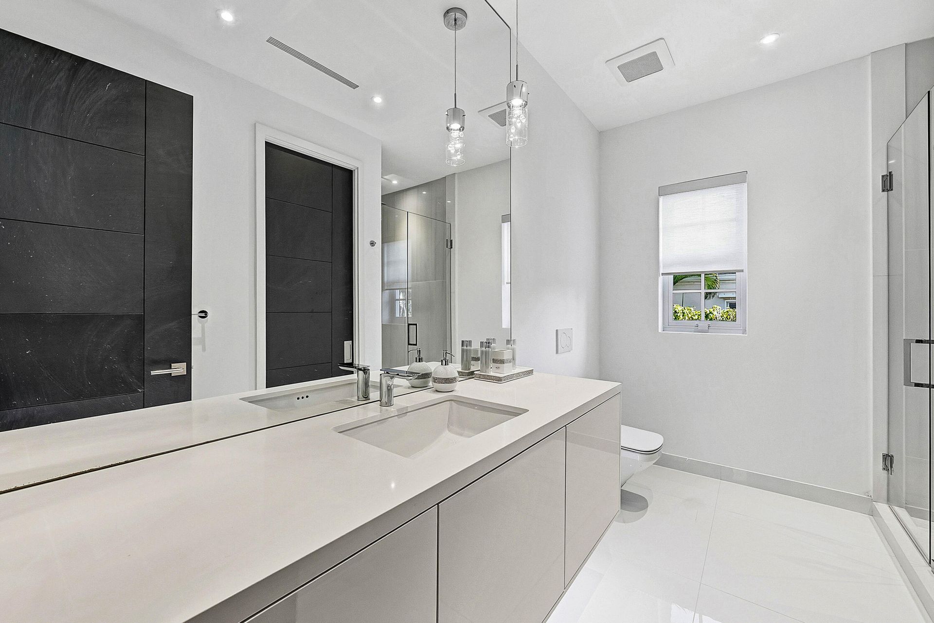 157 Peruvian Avenue, Palm Beach, FL 33480 Photo