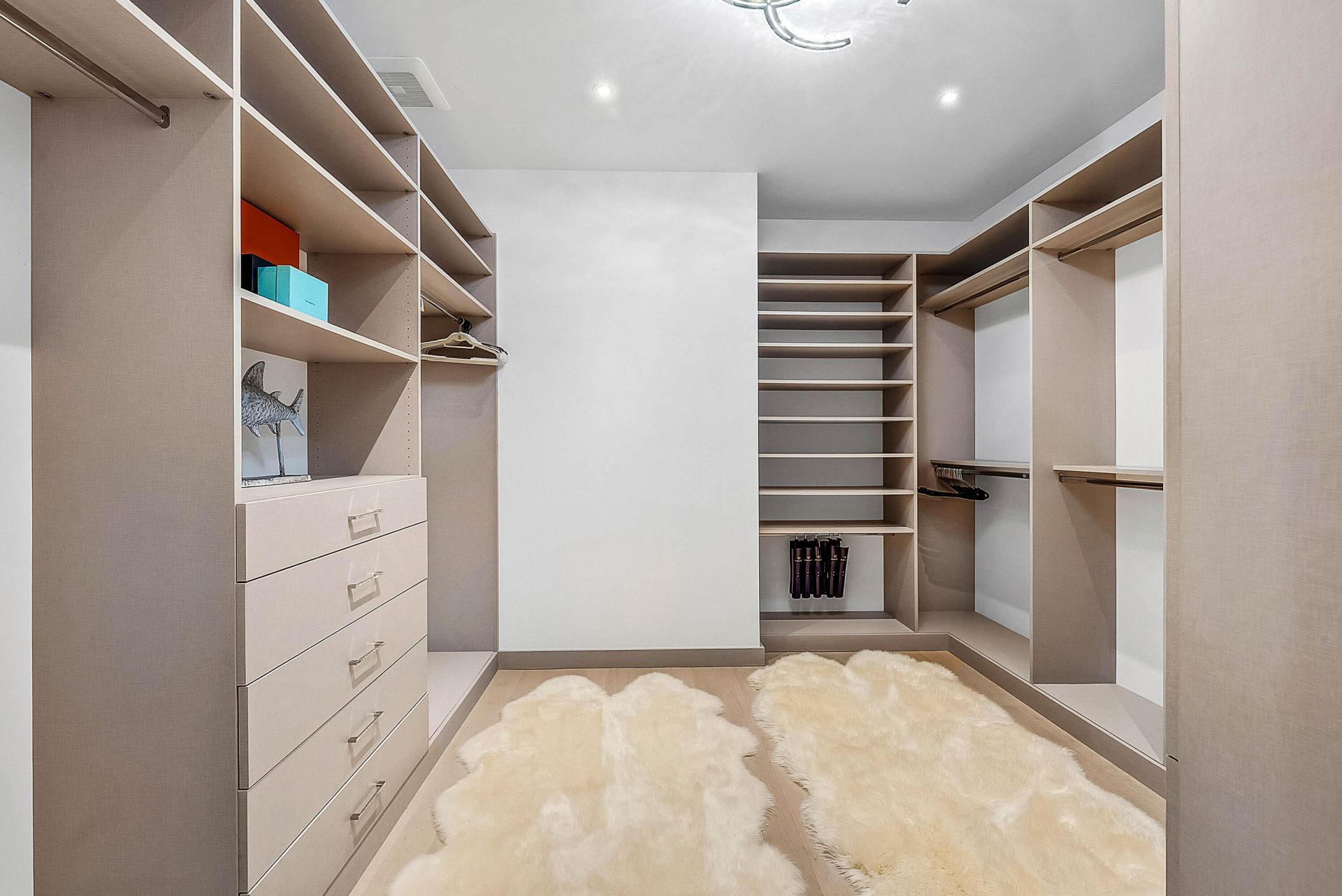 157 Peruvian Avenue, Palm Beach, FL 33480 Photo