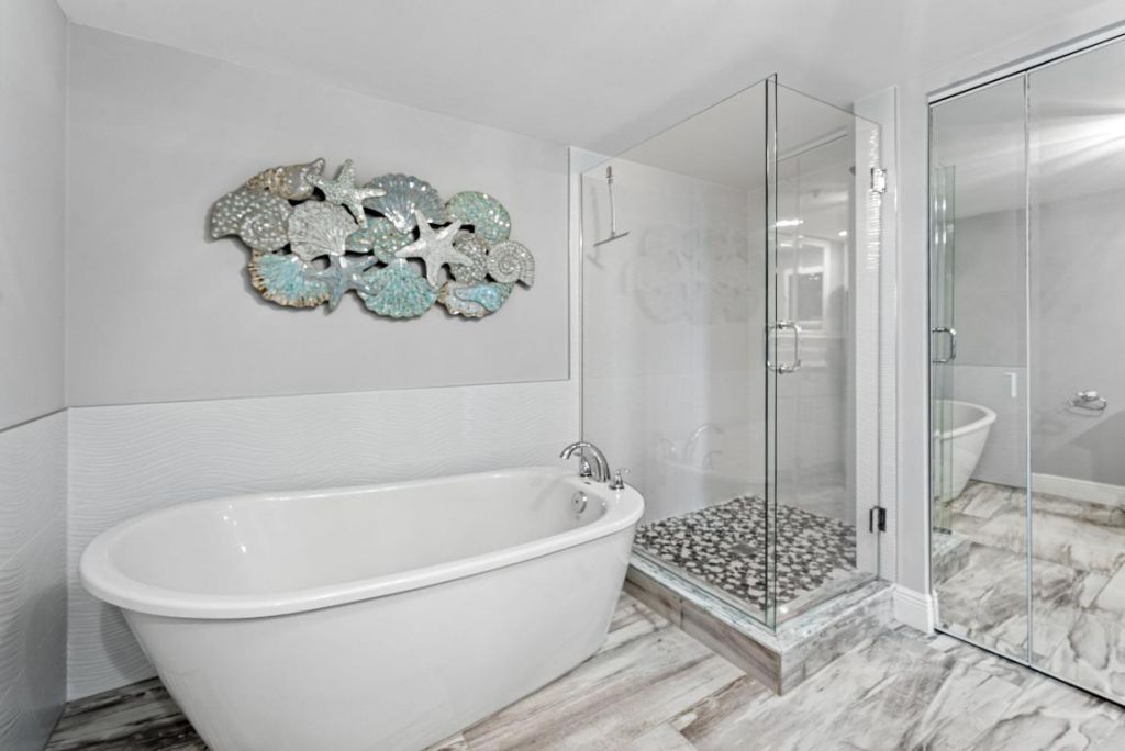 5280 N Ocean Drive, Unit 1e, Singer Island, FL 33404 Photo